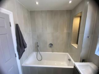 50A Green Lane - 8