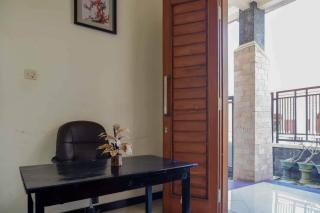 RedDoorz near RSUD Nganjuk - 4