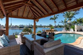 Tropical Waterfront Family Entertainer Pet friendl - 0