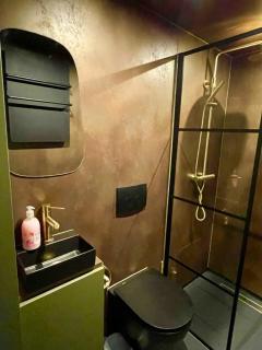 Outdoors Holten - Diamond Suite met Jacuzzi - 5