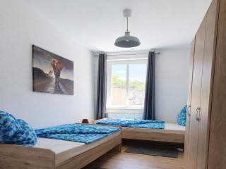 Helle Ferienwohnung mit Balkon in Freiberg - 8