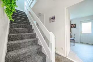 Affordable Single Room LS16 Near Leeds - 9