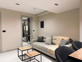 Little Lux Suite - Cozy Escape - 5