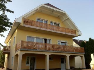 Sárga Apartman Ház - 0