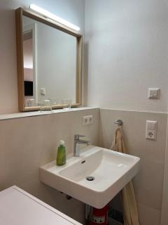 Gästehaus Juhl - Ruhige Zimmer, Studios und Apartments - 5