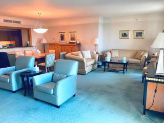 2Bedroom Hotel Apartment at Four Seasons Nile Plaza Stunning Nile View - 1