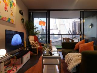 NYC Suite - FREE Parking, Pool & Gym - 8