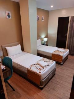 BEAVER HOTEL and RESIDENCES - 2