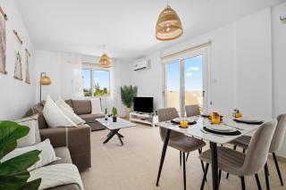 Thea Court Seaview Retreat - 9