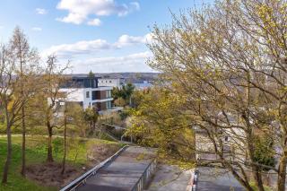Funkcjonalny Apartament Blisko Klifu Redłowskiego w Gdyni by Noclegi Renters - 8