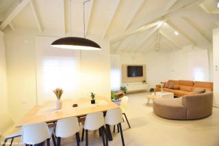 וילה סאן לייט - 5 חדרי שינה עם ממד, ג'קוזי חיצוני ובריכה מול הנוף של כנרת - 4