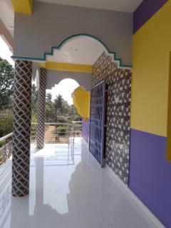 Emmanuel Home Stay Ac and Non Ac - 1
