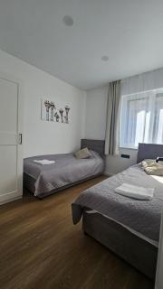 Yellow Sunset namas - 4