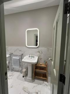 Crossdrum Courtyard Apartment One - The Dairy - 5