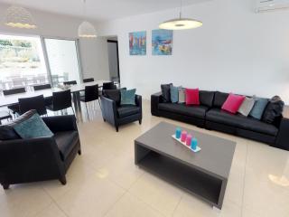 Holiday Home Villa mit 6 Schlafzimmern- privatem Pool Garten und Parkplatz by Interhome - 8