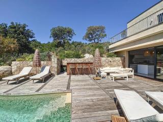 Villa moderne - 4 suites parentales - vue sur le maquis - Piscine - Boulodrome - Jardin - Porto Vecchio - 8