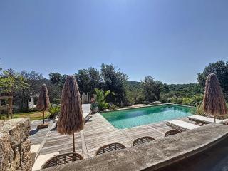 Villa moderne - 4 suites parentales - vue sur le maquis - Piscine - Boulodrome - Jardin - Porto Vecchio - 2