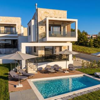 The Four Villas Hanioti by Luxlikehome - 0