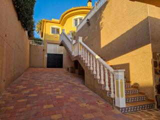 Private family villa with swimming pool and gym near Alicante - 5