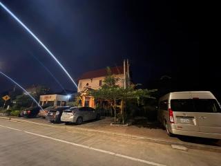 Kravan Siem Reap Boutique Villa Hotel - 3