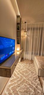 West Golf Luxury Apartments - 2