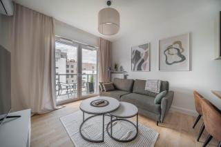 Kierbedzia Premium Apartment - 9