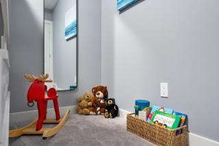 "Serenity Shores" Mins to LakeKing Bed 10 Guests - 6