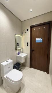 شقة بغرفة نوم وصالة أنيقة ودخول ذاتي - 6