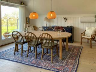 Charming House With A View Of The Sea - 8