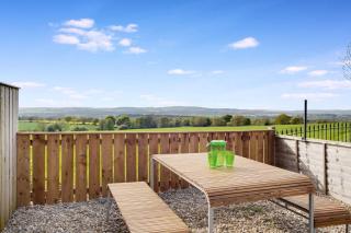 2 Bed Cottage with Garden & Stunning Field Views - 7