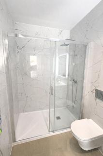 Sunny Coast Apt 3BR, 2BATHS, AC and Heated POOL - 3