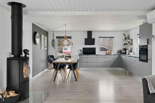 Newly Renovated Holiday Home 150 M From Fjord - 5