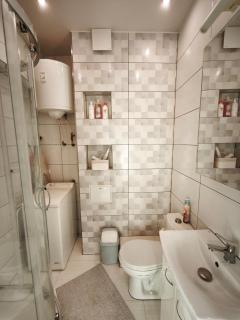 TAK BLISKO Stare Miasto, dworzec SO CLOSE Old Town, Railway Station - 4