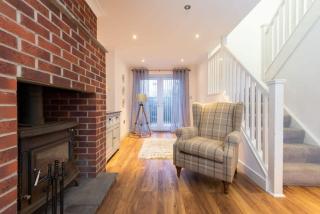 Beautiful Cottage in Durham with Pool Table - 1