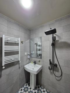 Nova Stay Kutaisi - Kutaisi - 6
