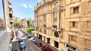 Timeless Stay - Stylish 2BR near Unirii & Cathedral - 4