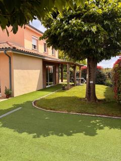 CasitAdaptours, gîte entièrement accessible PMR avec piscine lagon adaptée - 2