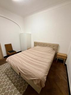 Central Antwerp Apartment near Meir & Station - 3