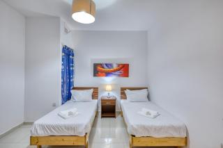 New to the market - Seabreeze apt by SF HOMES - 9