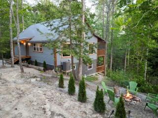 Red Route One - Mega LUX Cabin - Hot Tub - Pool Table - Central Location - 3
