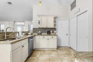 Surfside Oasis - Cabo Coral - 1