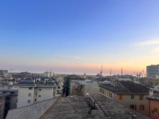 Panoramic Terrace & Sea View Flat with Free Parking - 4