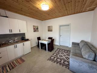 Olive Oasis Studio - 4