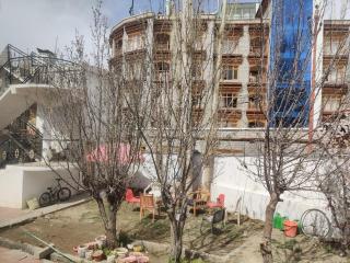 Hotel T-Suru & Cafe - 7