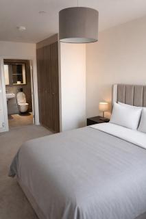 Two Bedroom - Luxury Manchester City Stay - Skyline Views - 6