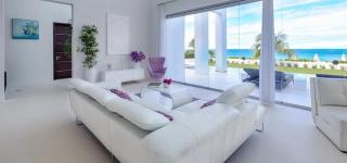 Home right on Meads Bay beach - 2