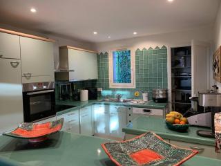 Villa Équipée avec Jardin à 50m de la Plage et Commerces - FR-1-100-238 - 3