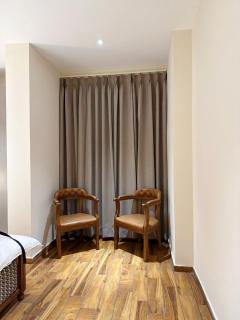 Reejas inn's n' suites - 2