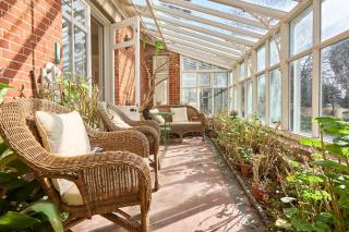 Host & Stay - Lavengro - 1