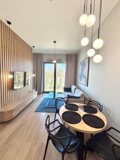 Apartamenty WHITE GLOVE Nad Zatoką MOLO - 3